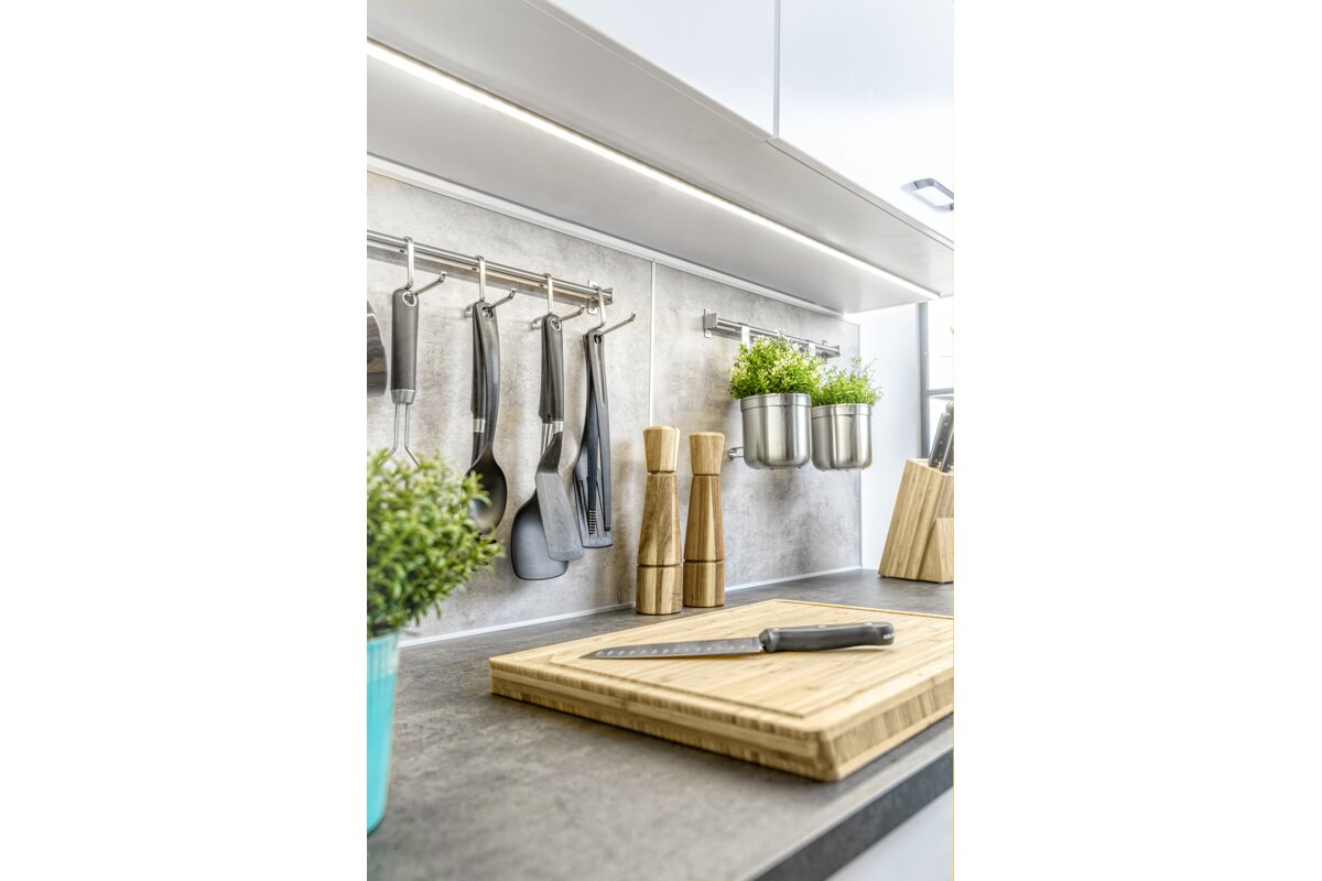 Profil aplicat bandă led 3 m, Negru, PA-GLAXMNK3M-AL-20 - imagine 4